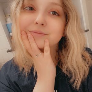 Meet your Posher, Kait